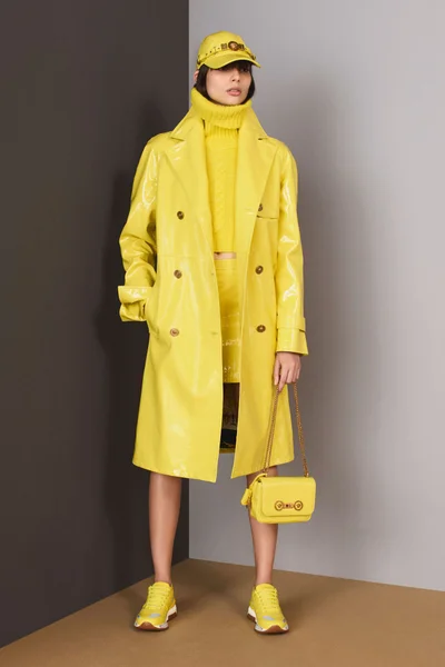 Look 18